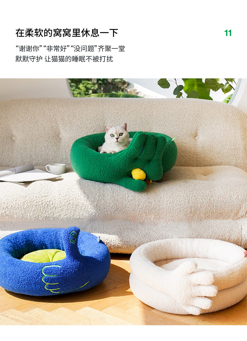 Zeze Hand Gesture Cat Bed – Soft Fleece Pet Nest with Playful Hand Design