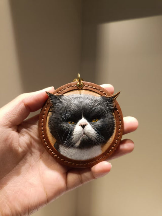 Custom Leather Pet Portrait Keychain | Handcrafted 3D Effect